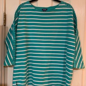 Izod Ladies Green/White Shirt Size Large